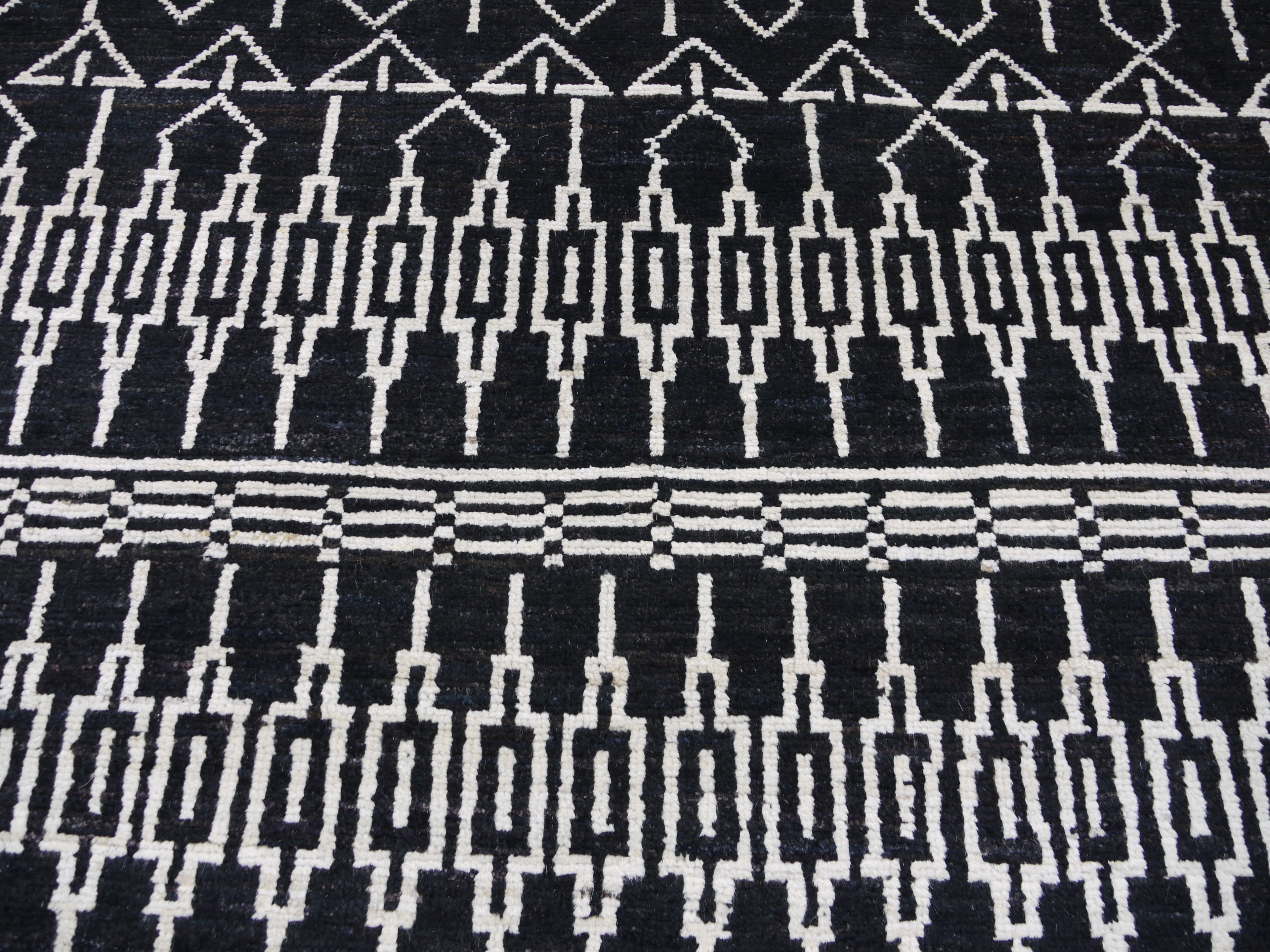 The Vineyard Path – Rug 80 (179 × 271 cm)